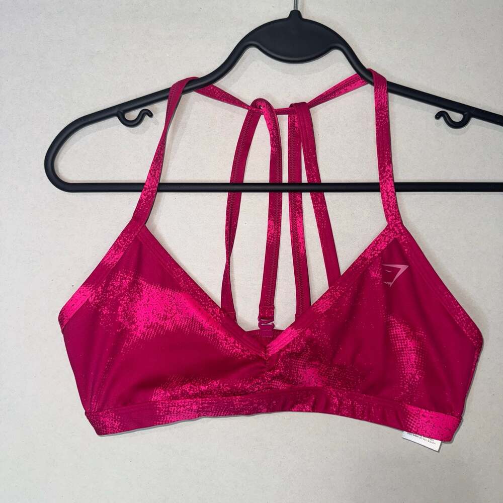 Gymshark Minimal Sports Bra Pink Glitch Print Size Medium NWOT